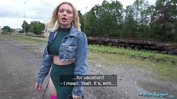 Public Agent блондинка Руби Ли и публичный секс